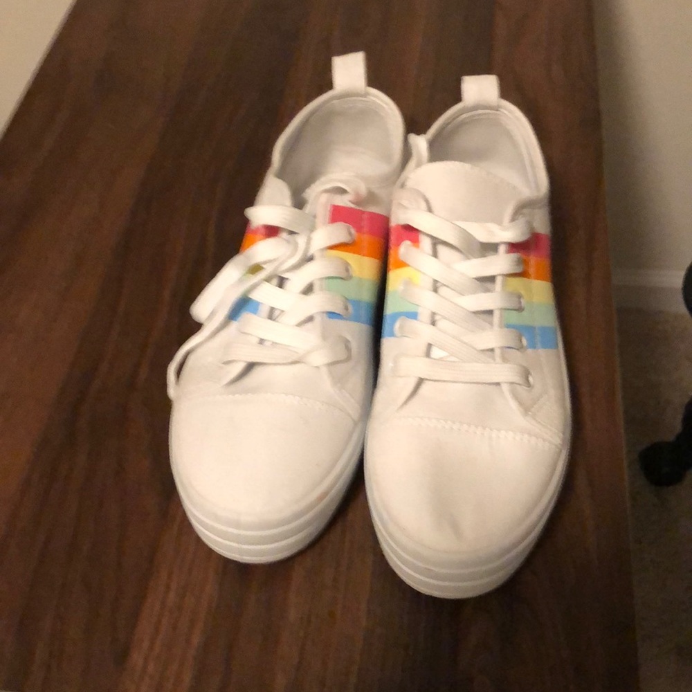 Rainbow shoes size 6 to8 in kids girls